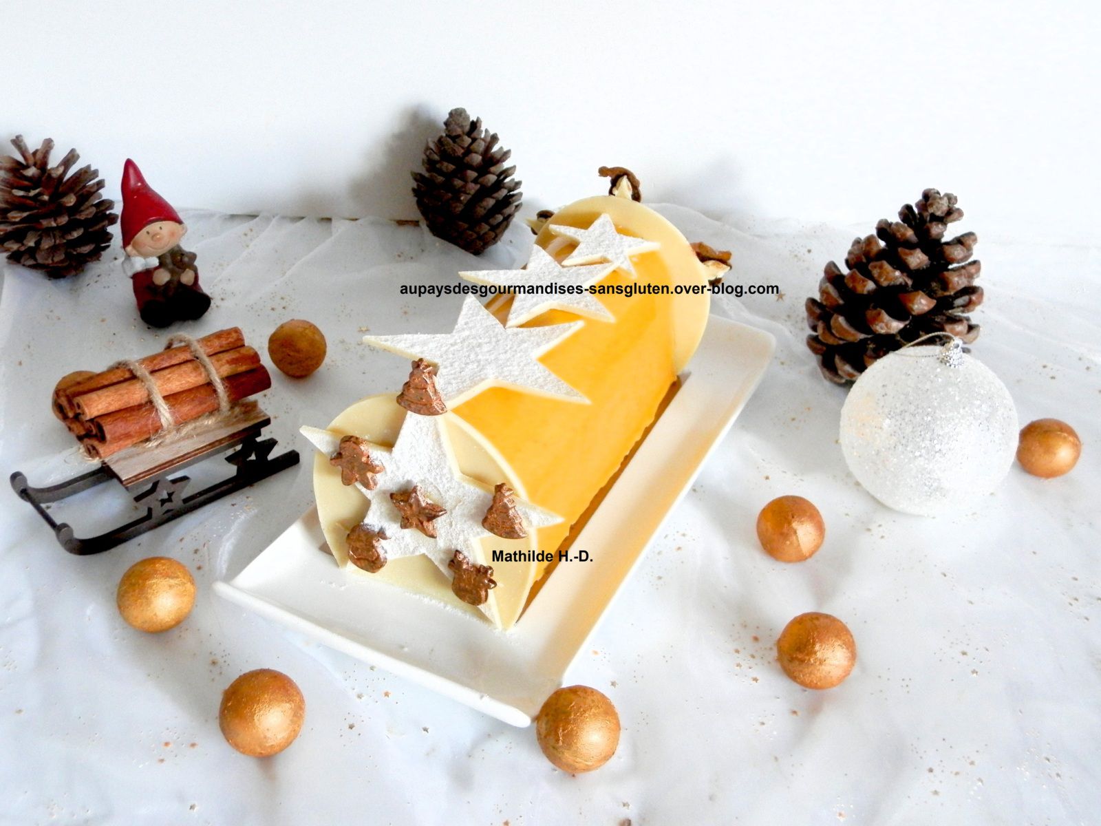Biscuits De Noël À La Cannelle (+ Glaçage) - Lilie Bakery