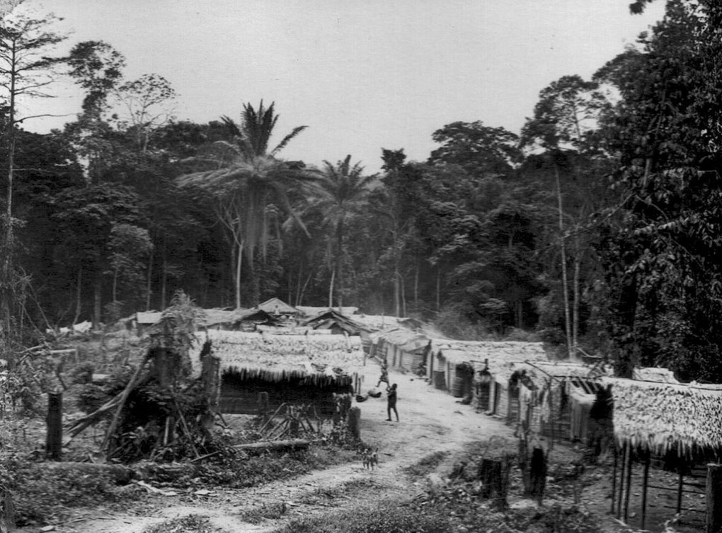 Photographies de Pointe-Noire et de la région du Kouilou dans les années 1950 (gracieusement fournies par une lectrice assidue, Françoise, qui a vécu à cette époque au Congo).