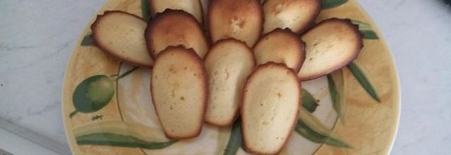 Madeleine à la fleur d'oranger 
