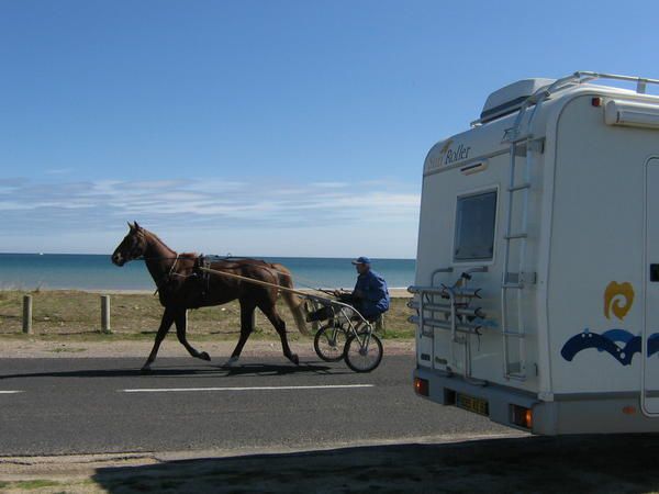 <strong><em>Voilà notre petit joujou , notre caravane roulante ....</em></strong>