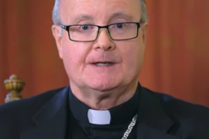 Obispo prohíbe celebrar el `orgullo gay´ en colegios católicos