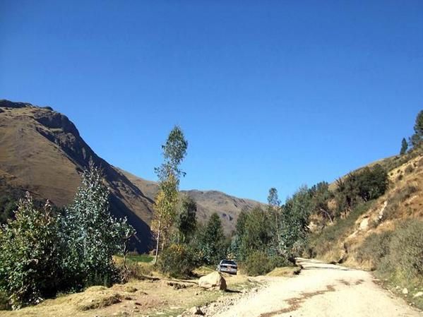 Acopalca : village des Andes installé au creux des montagnes à 3600 mètres d'altitudes. Nous avons fait 2 visites ici, tellement nous avons partagé d'émotions, tant avec les habitants, les enfants, qu'avec la nature et sa majesté la montagne...