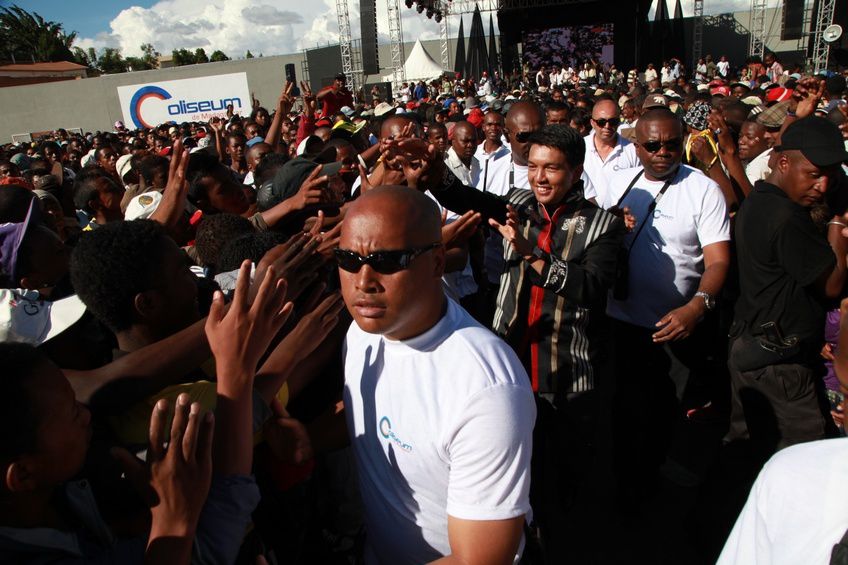 Dans le cadre du IIè anniversaire de la IVèRépublique, le couple présidentiel, Andry et Mialy Rajoelina, a inauguré le «Coliseum de Madagascar» sis à Antsonjombe. 3è partie. Photos: Harilala Randrianarison