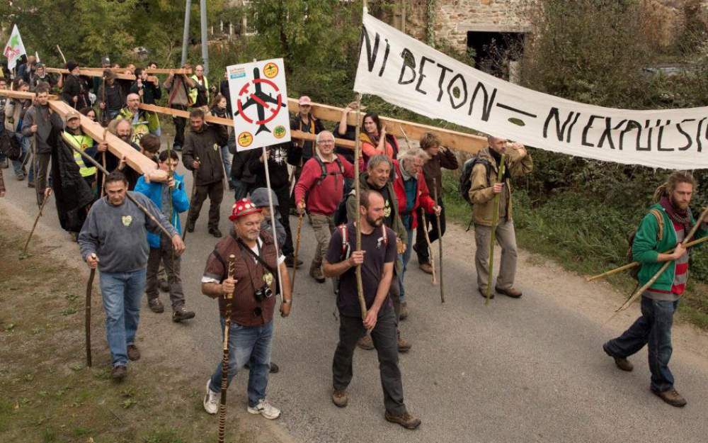 Notre-Dame-des-Landes : quand l'Etat 'baisse son slip'...