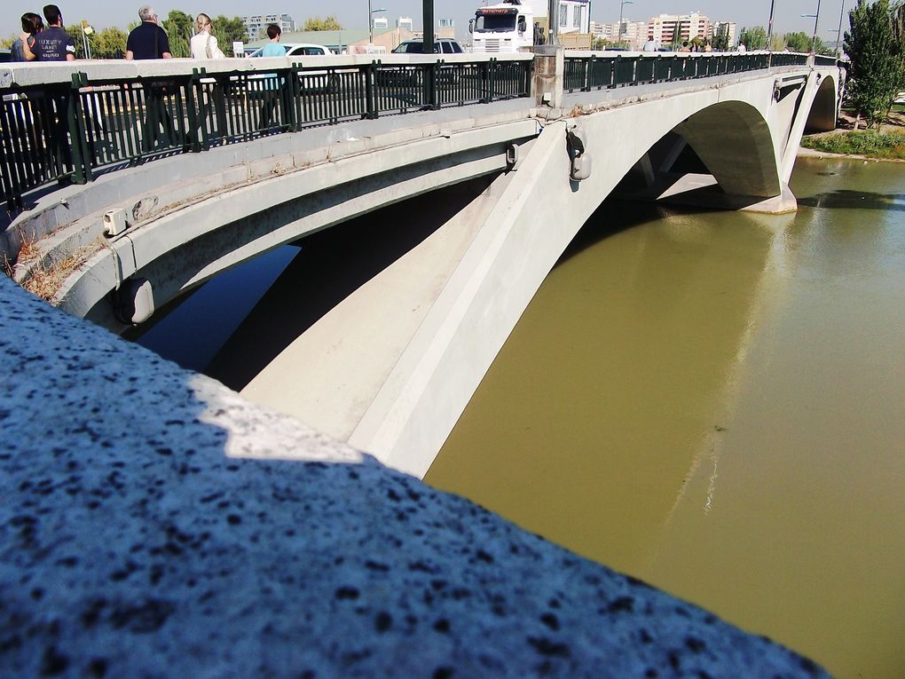 Album - Puentes-de-Piedra-y-de-Santiago--Zaragoza-