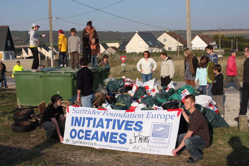 21 mars 2009 les initiatives océanes à surtainville suivie du repas organisé par le CPB