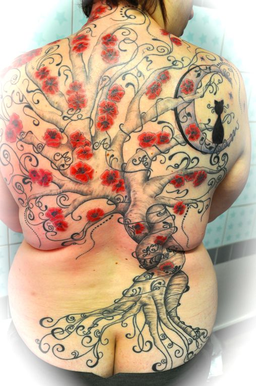 Tatouages création et réalisation Mam'Zelle Iza Tattoo