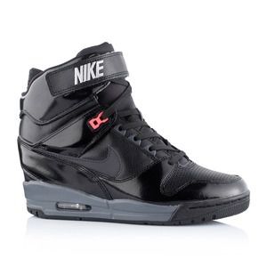 Nike Air Revolution Sky Hi GS Chaussures Montante Nike Pas Cher Pour Femme Noir/Dark Gris 599410-009
