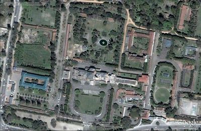 L'ombre d'un crime : le palais royal Narayanhity de Katmandou