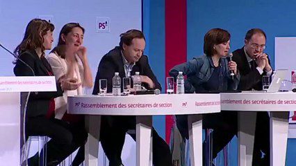 Première table ronde lors du rassemblement des secrétaires de section à la Mutualité à Paris