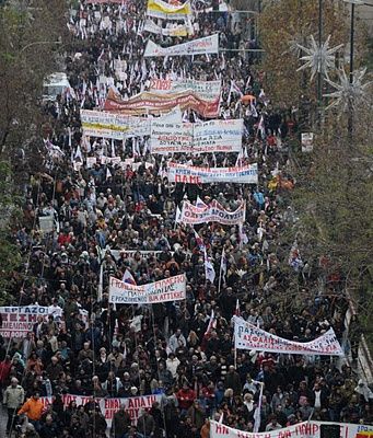 Grèce: Succès de la grève des fonctionnaires du 10 février contre la thérapie de choc du gouvernement PASOK