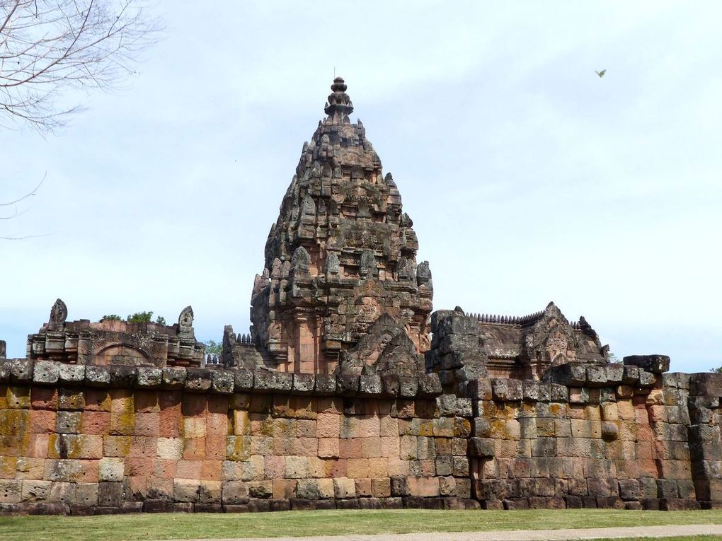 Le Parc Historique et le temple Khmer de Phanom-Rung - Province de Buriram