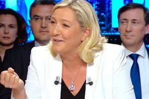  Européennes - Marine Le Pen invitée de BFM Politique le 11/04/2014 