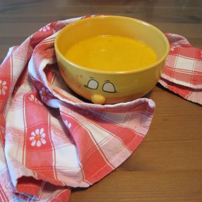 Soupe potimarron-thym-curry
