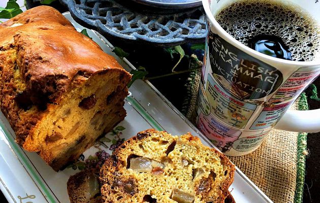 Cake à la poire et raisins secs