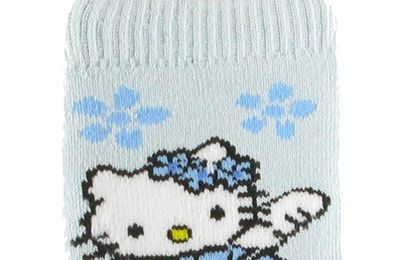 Concours : Chaussettes Hello Kitty !