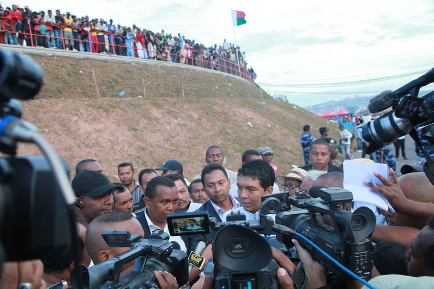 Inauguration du Kianja (Stade) Makis de Madagascar, à Andohatapenaka, par le Président Andry Rajoelina. 5ème partie. Photos: Harilala Randrianarison