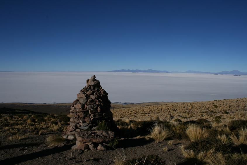 Les photos de l'ascension du Volcan, de la vue sublime du sommet sur le salar d'Uyuni.