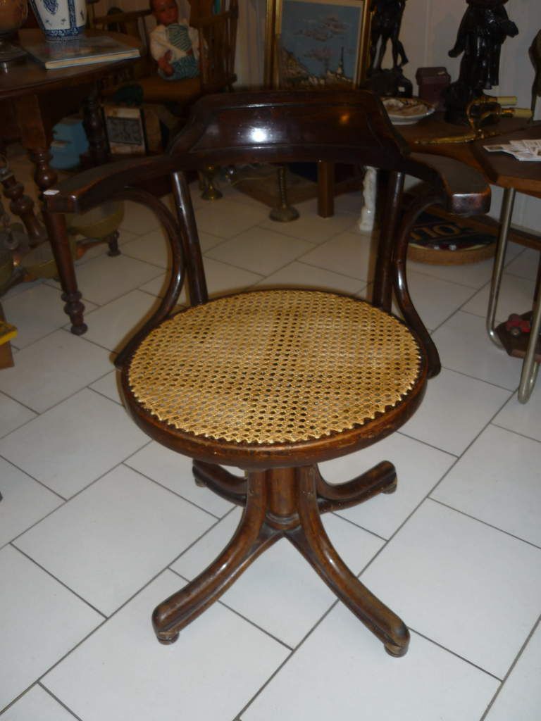 Cannage, Paillage de chaises, fauteuils, banquettes,...