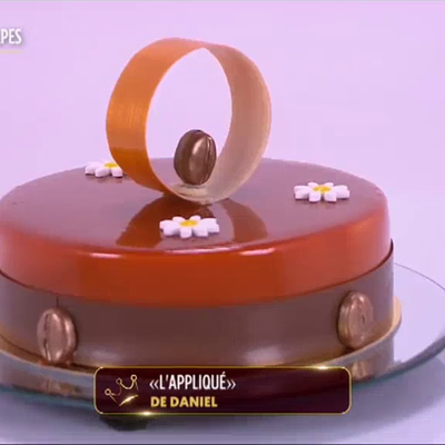 Cyril Lignac bluffé par un candidat des "Rois du gâteau" sur M6