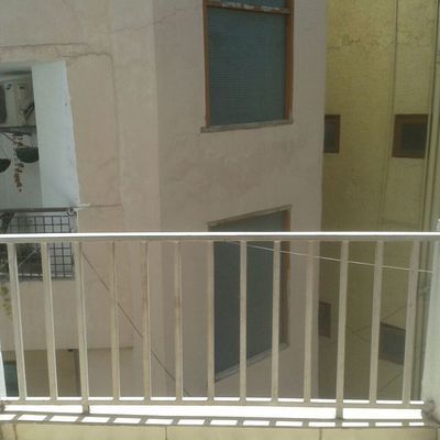 Hauz Khas village: fully furnished 2 bedroom flat @ 30 000 Inr