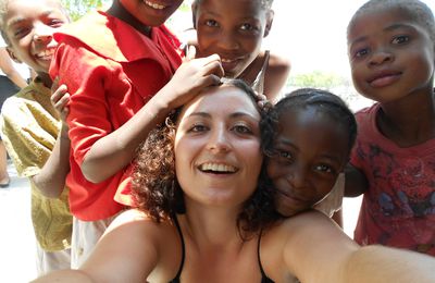 O meu nome é Natália e sou colecionadora de sorrisos em África...