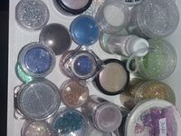 fan brush ,strass,paillettes et pigments