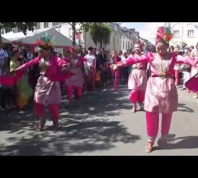 les fêtes des 14 et 15 août à Bannalec - la noce et le défilé