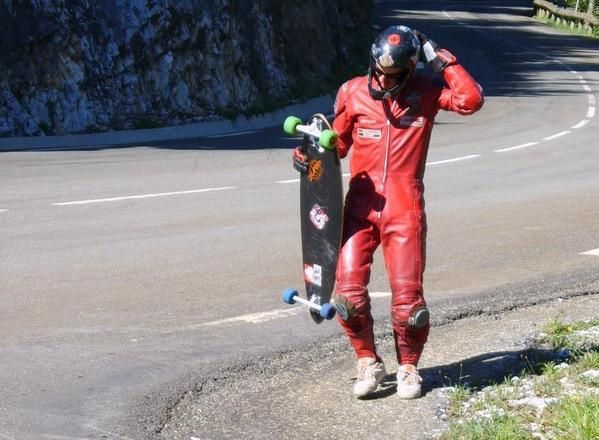 Freeride, week-end du 2 et 3 Août 2008 :
descente libre sur le col de mente, entre Boutx et le Mourtis: 
longskate
streetluge
buttboard
roller