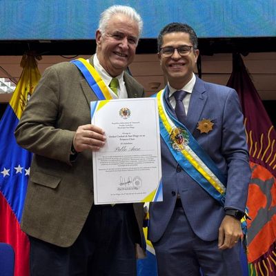 Alcaldía de San Diego otorgó reconocimientos a 146 abogados por su destacada labor en el municipio