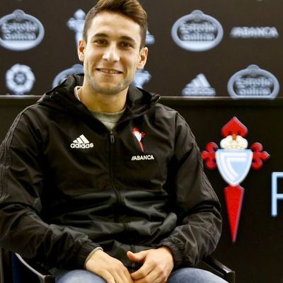 Hugo Mallo renova ata o 2023