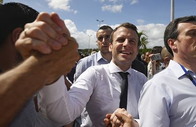Bloqué par l'Elysée, un journal réunionais publie une page blanche sur la visite du président (RT)