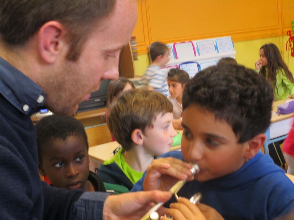 Un trompettiste à l'école