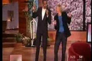 Barack Obama shows off his dancing skills !