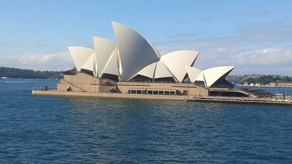 Dimanche matin, visite guidée de Sydney, de Town Hall à The Rocks !