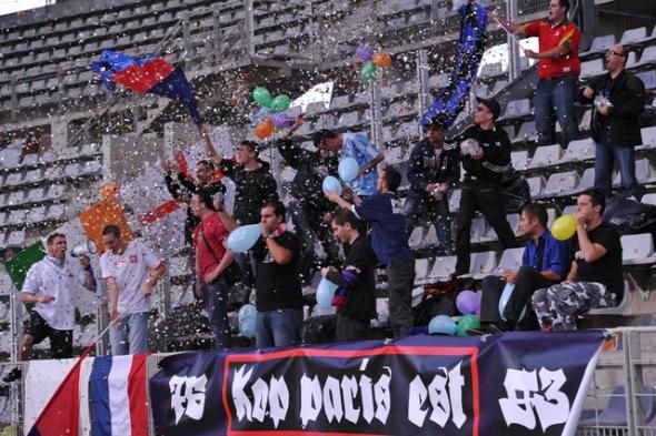 Photos des supporters : ambiance, tifos, déplacement ...