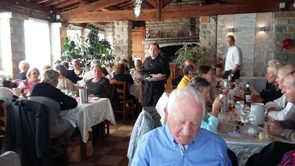 Un super repas dans une ambiance chaleureuse et amicale toujours le même acceuil avec "Brigitte et Serge "au restaurant le grand large.