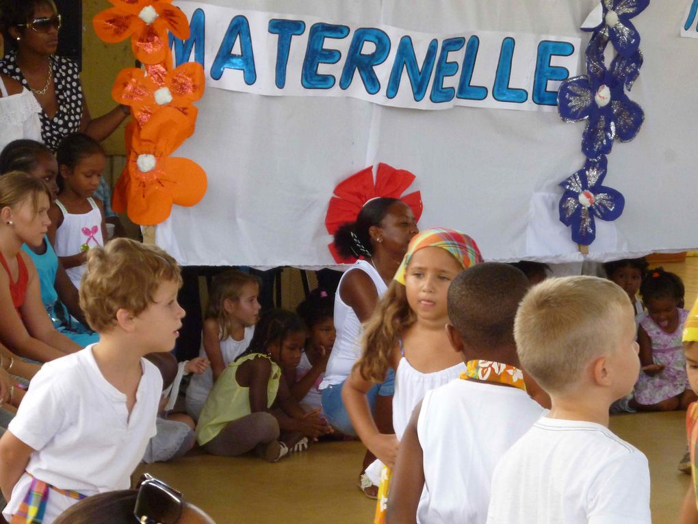 Spectacle de fin d'année à l'Ecole Maternelle Maximilien SABA: instruments, chants et danses Traditionnels de Guyane. (Vendredi 29 juin 2012)