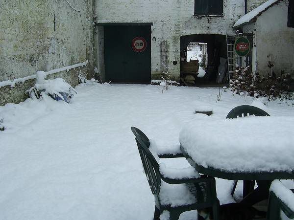 Découvrez notre maison sous 20 cm de neige !