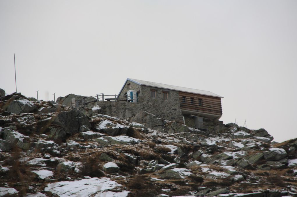 Album fotografico dell'escursione alla capanna Albagno partendo dai monti di Bedretto, sopra Gorduno.