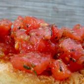 Itališki duoniukai su pomidorais
