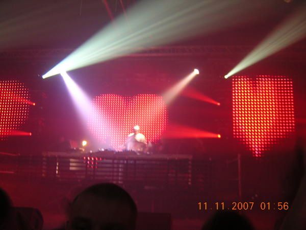 Photo de l'I Love Techno 2007
(Voir aussi http://ilovetechno-photos.over-blog.com/)