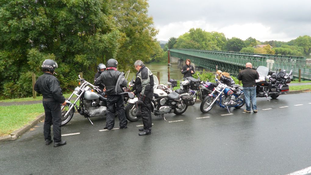 Depart a la bourre,glissade,pluie, gazoil pour certain et se perdre comme se n'est pas permis mais enfin de compte que de bon souvenir et rigolades