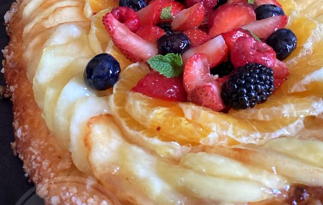 Fougasse catalane aux fruits frais 