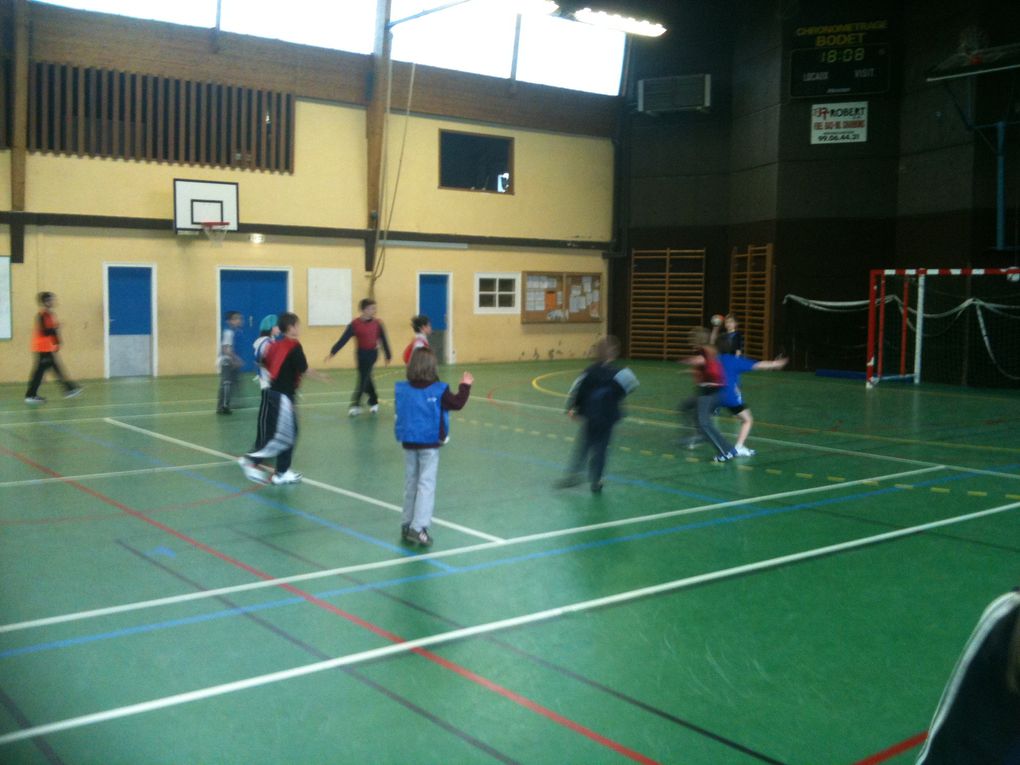Quelques photos lors des entrainements jeunes lors du handball en fête du 12 février 2010
