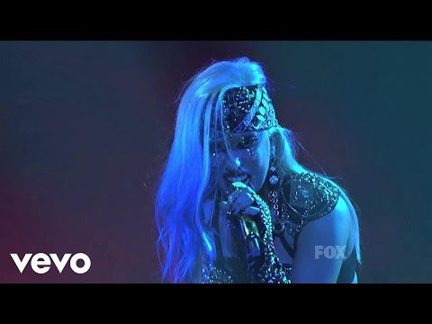 Live : Lady Gaga - The Edge of Glory (Live American Idol)