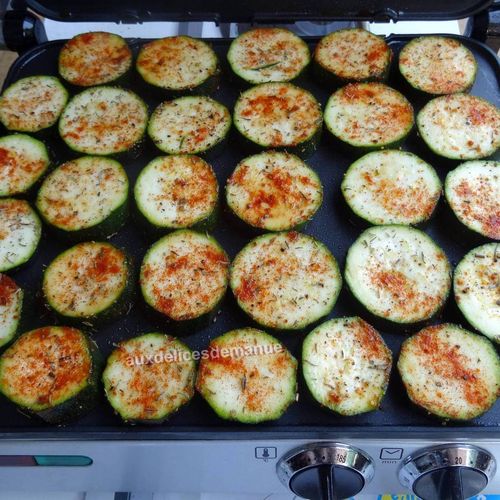 Rondelles De Courgettes Epicees Au Grill Plancha Auxdelicesdemanue
