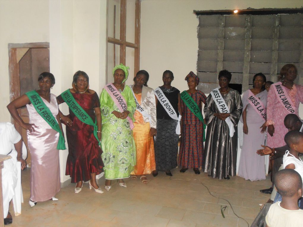 Photos prises dans le cadre des activités relatives au 10ème Anniversaire de l'eglise la Beatitude de Biyem-Assi