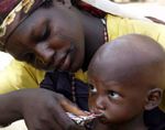 En Somalia, la hambruna se suma a la guerra // La muerte ronda a diario, sobre todo a los niños; llega a cuentagotas la ayuda humanitaria
