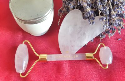 [Test] Le duo rouleau de massage et gua sha en quartz rose de la marque Jade Roller